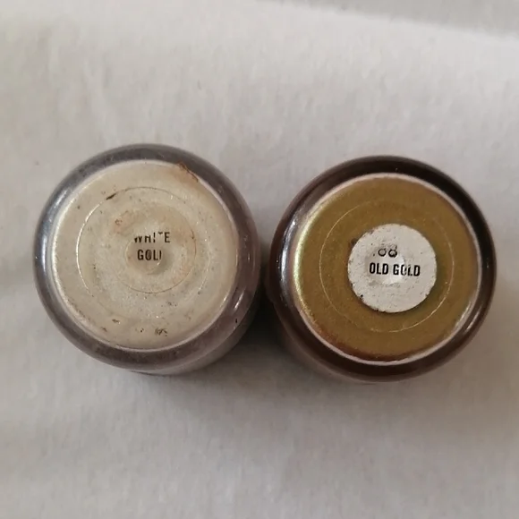 Shimmering Loose Powder Set - Picture 4 of 4